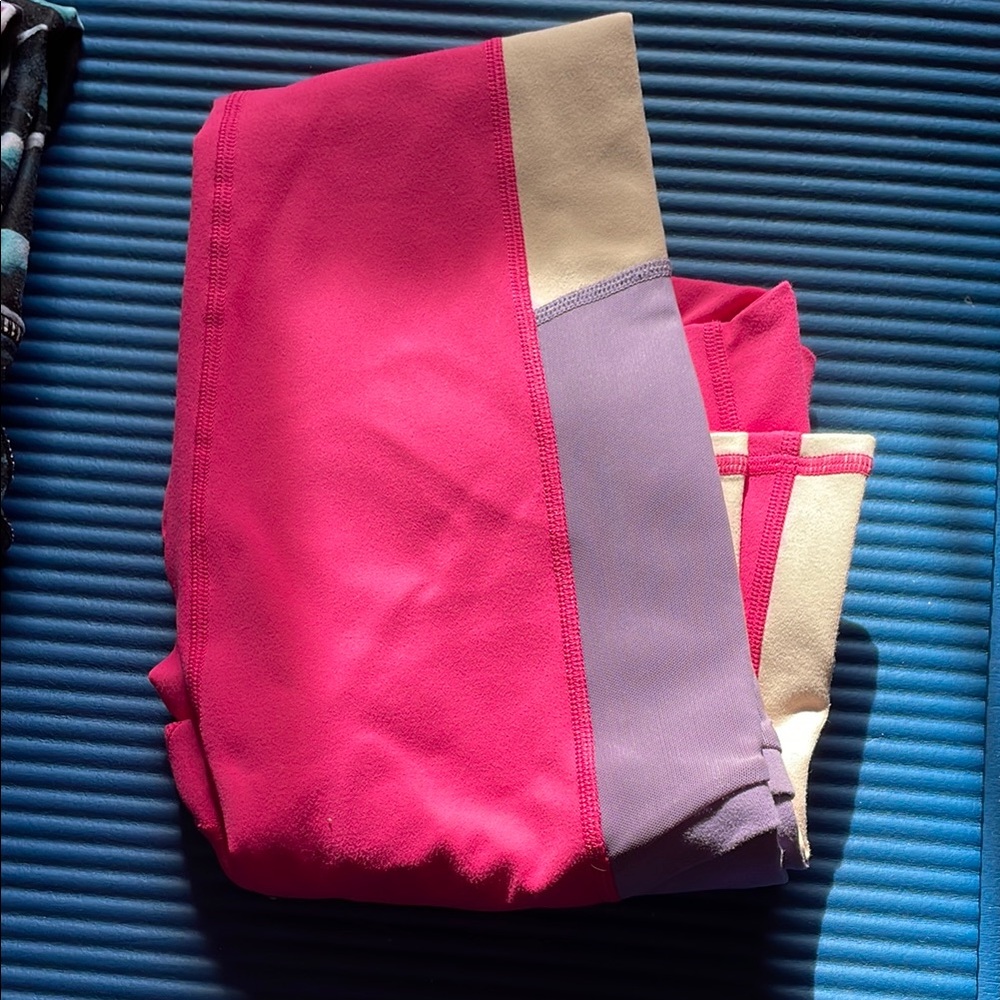 Colorblock Leggings in Pink and Purple